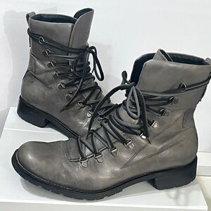 Kenneth Cole Gray Bike Trail Laced Leather Boots Sz 10M